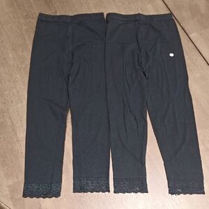 Set Of 2 Black Capri Leggings with Lace Trim XXXL(8Y)